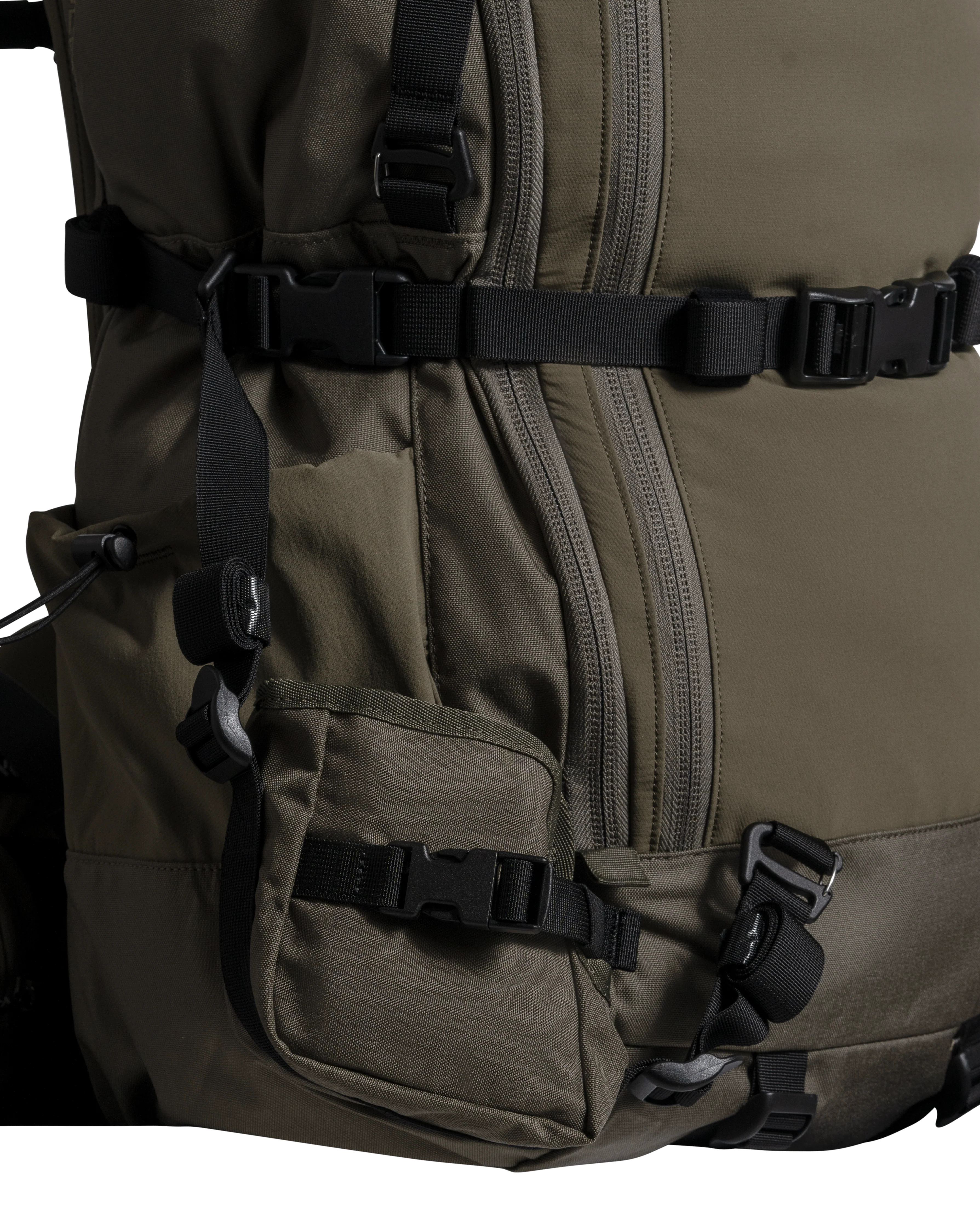 XKG Summit 5200 Backpack - Image 18