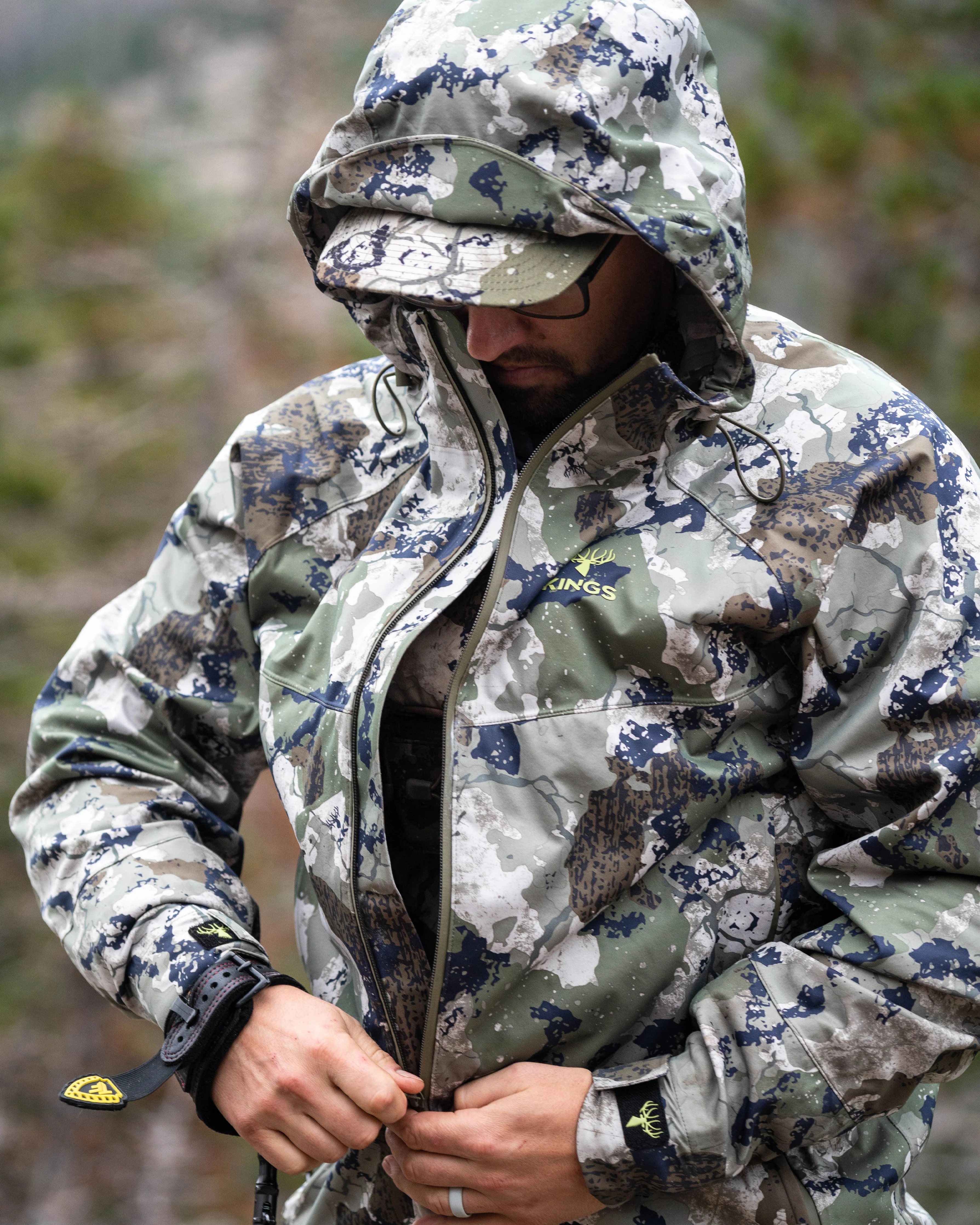 XKG Windstorm Rain Jacket - Image 16